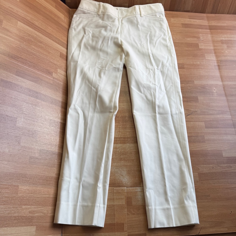 White House Black Market "Perfect Form" slim ankle pants,size 0, winter white